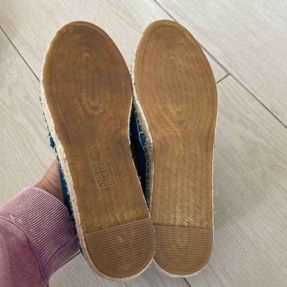 Tory Burch palm tree canvas espadrilles - Picture 2 of 5